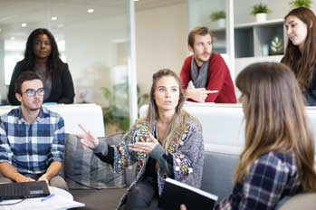 computer-working-person-group-people-meeting-559565-pxhere